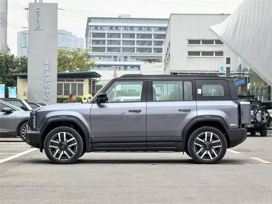 チェリーICAR 03 2WD 4WD コンパクトSUV 純電気自動車 2715mmホイールベースのエネルギー車両