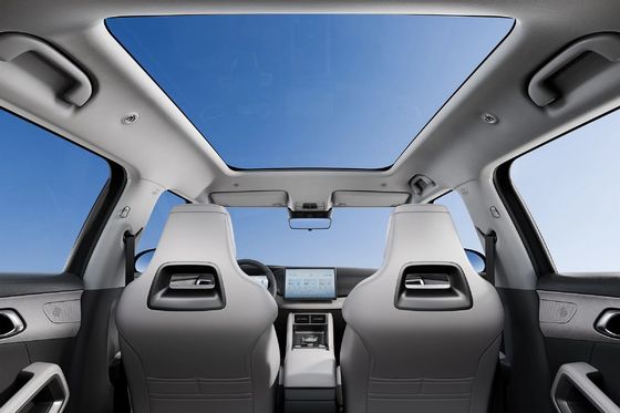 ロングレンジ BYD 電動車 ユアンUP SUV 左方向 小型EV 純電動 401KM