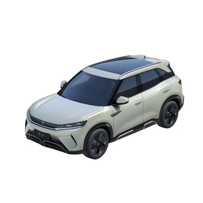 BYD Yuan UP 純電気自動車 コンパクトで手頃な価格の小型SUV 左方向車