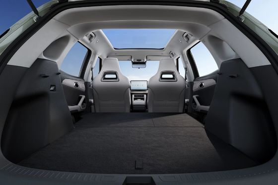 BYD Yuan UP 純電気自動車 コンパクトで手頃な価格の小型SUV 左方向車