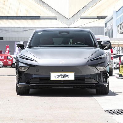 2024 フェイファンの電動車 メイド イン ライジング F7 高級セダン 250Kw / 340HPのエンジンパワー