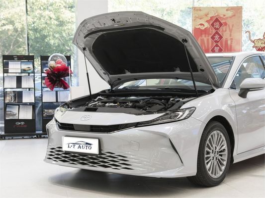 ハイブリッドガソリン トヨタ・キャムリー セダン ユーロVI 排気基準 2024 車両 0km 中古車