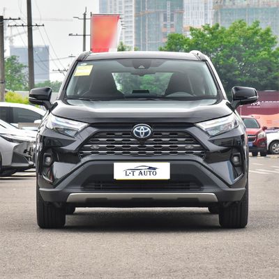 トヨタ RAV4 2023 5ドア 5人乗り SUV 最大トルク 221 N-m スタイリッシュなデザイン