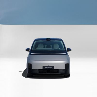 リー・リシアン メガカー MPV 長距離 4WD 純電気自動車 オート 大型家族用車