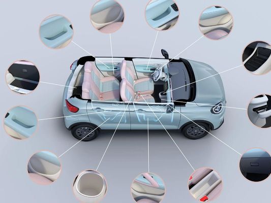 リープモーター T03 ミニ SUV カー スマート バージョン 403Km の範囲と 6 時間 遅い充電時間
