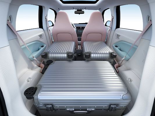 リープモーター T03 ミニ SUV カー スマート バージョン 403Km の範囲と 6 時間 遅い充電時間