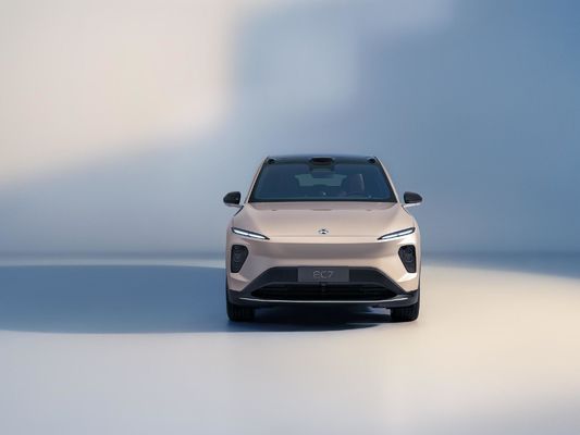 赤 NIO 電動車 EC7 EC6 ES6 ES8 2024 ホイールベース 2960mm ワイライエネルギー車両