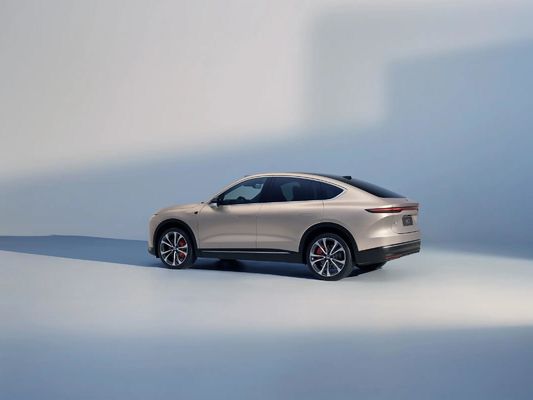 赤 NIO 電動車 EC7 EC6 ES6 ES8 2024 ホイールベース 2960mm ワイライエネルギー車両