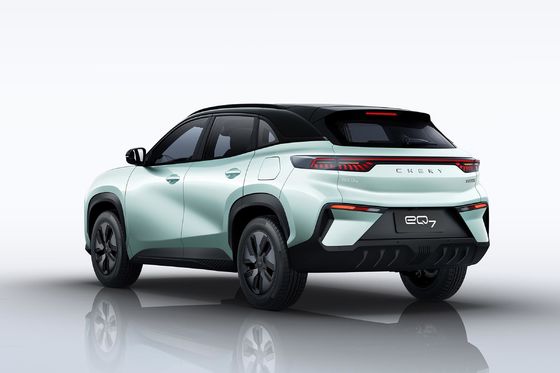 2024 Chery EQ7 5人乗りのEV SUVとリチウム電池で未来の運転を体験する