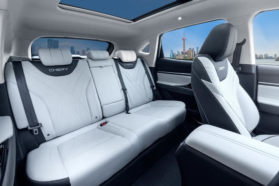 2024 Chery EQ7 5人乗りのEV SUVとリチウム電池で未来の運転を体験する