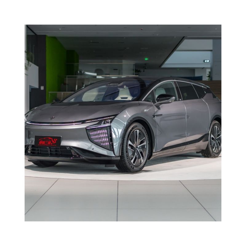 HiPhi Xの究極の4人座豪華SUV NEDC走行距離550km 最大速度は200km/h