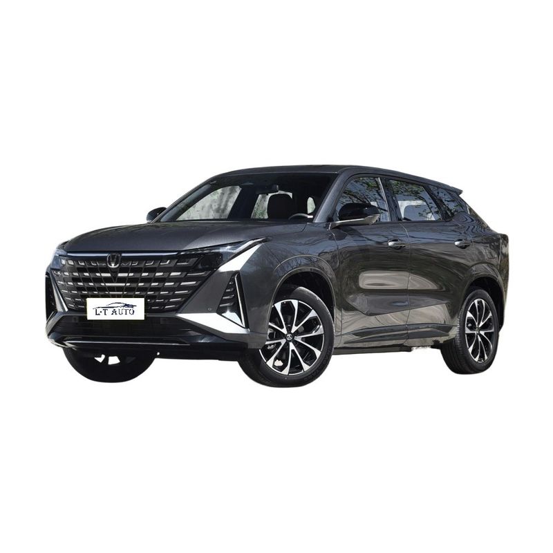 チェンガンユニZ 中古車 5人座の車体構造とハイブリッド技術を持つ豪華SUV