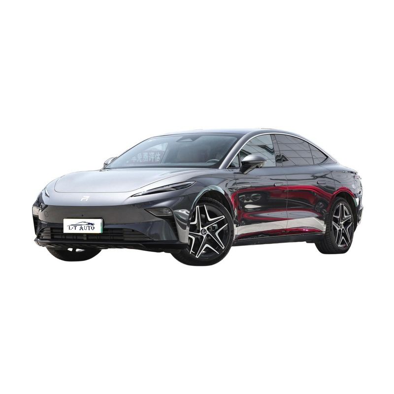 2024 フェイファンの電動車 メイド イン ライジング F7 高級セダン 250Kw / 340HPのエンジンパワー